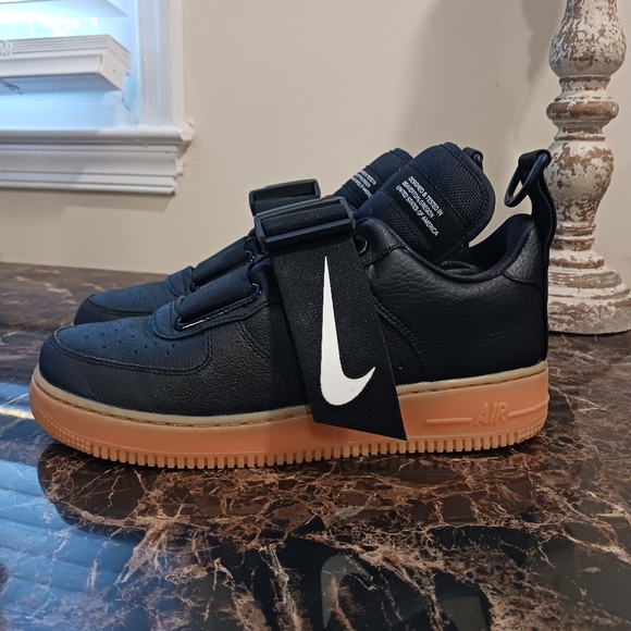Nike Other - Nike Air Force 1 Low Utility Streetwear/Lifestyle Shoes Size 8 Men/9.5 Women